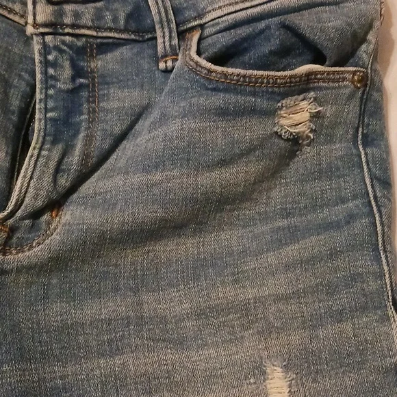 Abercrombie & Fitch jeans with embroidery - Picture 13 of 17